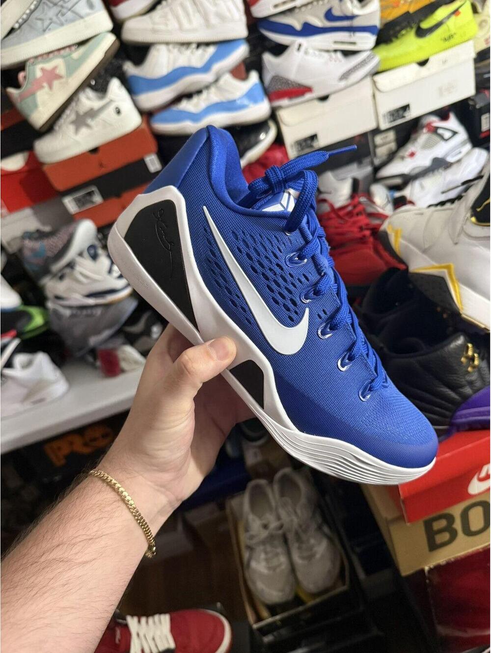 Kobe 9 protro TB game royal sz 9/10